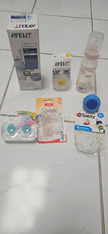 Mixed baby feeding set – Avent bottles, pacifiers and nipples  - ALL FOR FREE .