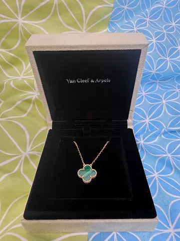 Van Cleef Vintage Alhambra