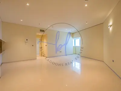 Chiller Free| Close to Metro| Vacant| Higher Floor