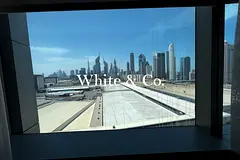 BURJ KHALIFA VIEW| LIGHT&amp;BRIGHT |SPACIOUS