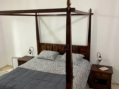 Hard wood King Bed set
