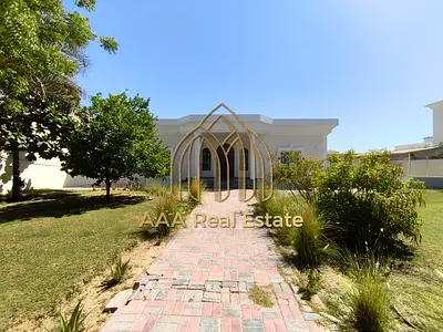 SINGLR STORY|ATTACHED ANEX|SPACIOUSE FRONT YARD