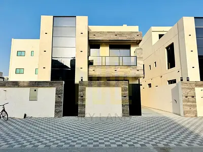 A residential and investment opportunity: Own a 6-bedroom villa in a prestigious area at a price inclusive of fees.