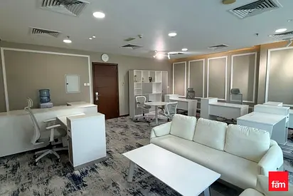 VACANT | UNFURNISHED | NEAR METRO