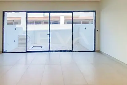 UNFURNISHED | VACANT | READY TO MOVE IN