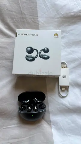 Huawei FreeClip True Wireless Earbuds with Charging Case (Used less than one month )