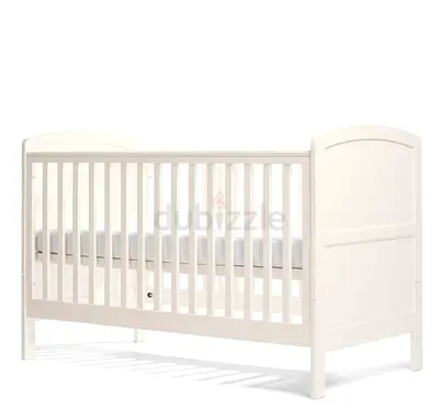 Baby cot and toddler bed crib