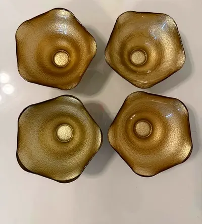 4 Golden Bowls