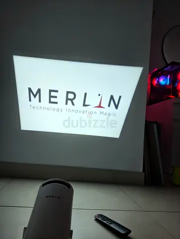 MERLIN Smart projector built in system