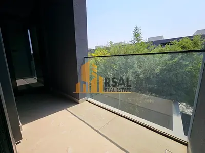 Luxurious spacious 4 Bedroom townhouse with maid room // Middle unit // Robinia Massar
