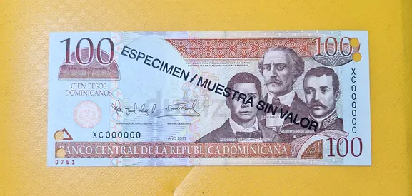 2011 Dominican Republic Specimen UNC