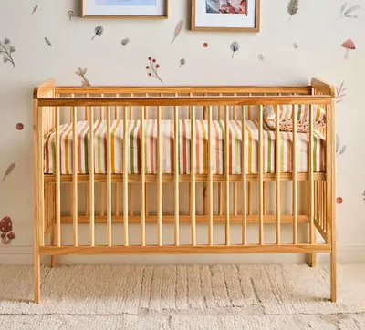 Baby Crib with Mattress for Sale