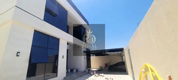 FOR SALE | Modern Luxury Villa | 6,000 Sq.Ft |5 Master Bedrooms + Majlis +Elevator | Private Garden | Maid’s Room | Luxury Finishes | Prime Location