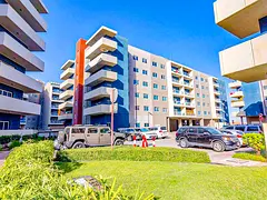 HOT DEAL | VACANT | 2BR APT | BUILDING VIEW