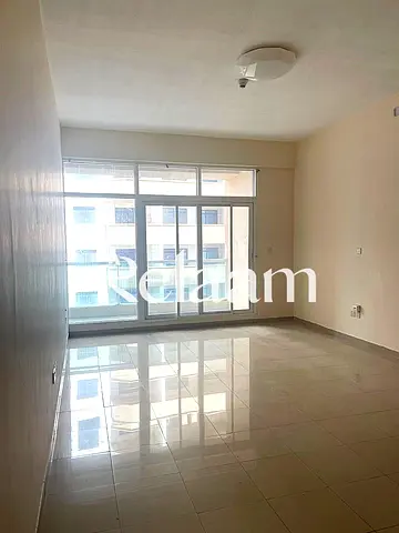 Bright Apartment | Balcony | Flexible Payments