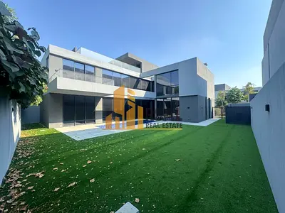 Spacious Plot Size 5BR / Ready To Move / Close to Entry Exit Gate Full Privacy Unit