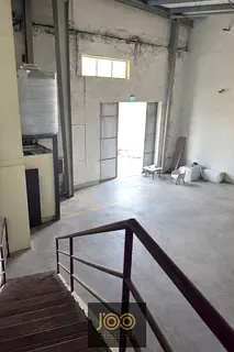 On two main roads | Offices | Mezzanine | 100 kW power | Ready to move in