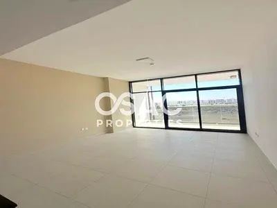 SPACIOUS | LUXURY INTERIOR | OPEN VIEW