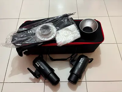 Godox Studio 2 head Kit SK300II- 1 complete Softbox -1 bag - XT-16 transmitter