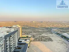 Open Views | Spacious &amp; Vibrant | Close Kitchen | All Amenities | High Floor | Iconic Building