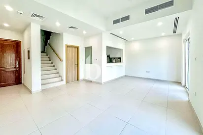 Vacant Now | Single Row | Near Pool | Open House