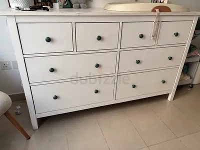Chest drawer