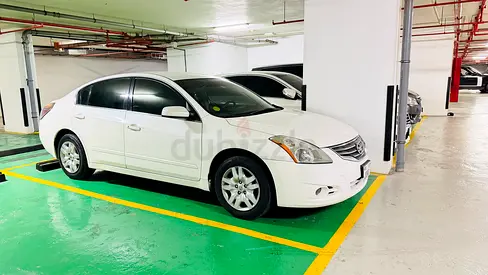 Nissan Altima 2011 SE GCC Specs