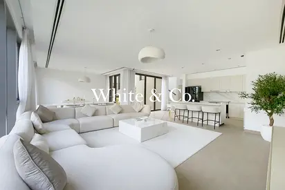 High End Furnishings | Quiet | Vacant Now