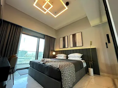 Modern 2-BR | Vacant | Furnished