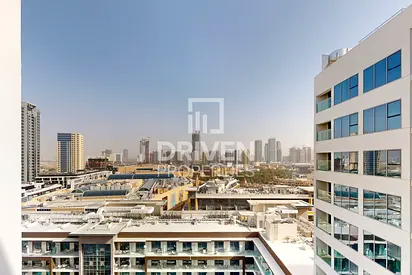 Furnished | Well Maintained | Reay to Move In