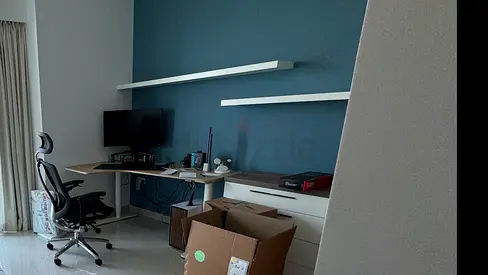 computer table and chair