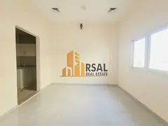 Like a brand new Studio flat// Close kitchen// no deposit Cash// Close to Safari mall// Ready to mov