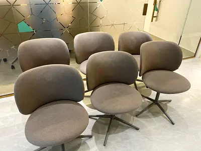 Swivel chair