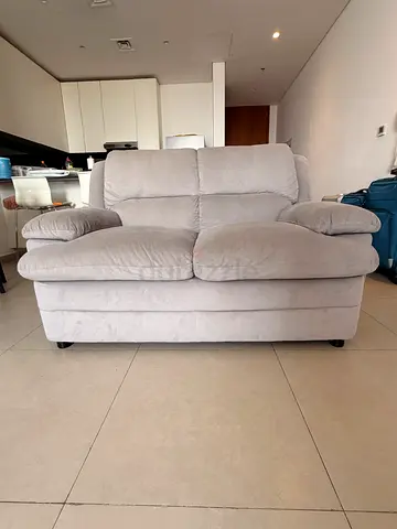 Couch set