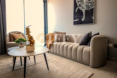 Modern Elegant 1-Bedroom Residence with Balcony | Fully Furnished | The V Tower