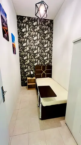 URGENT! Furnished Single Accommodation Available Today | Next to Metro | Peaceful  Less Crowded