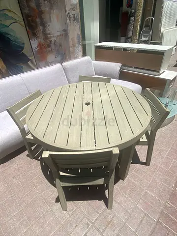 Outdoor table