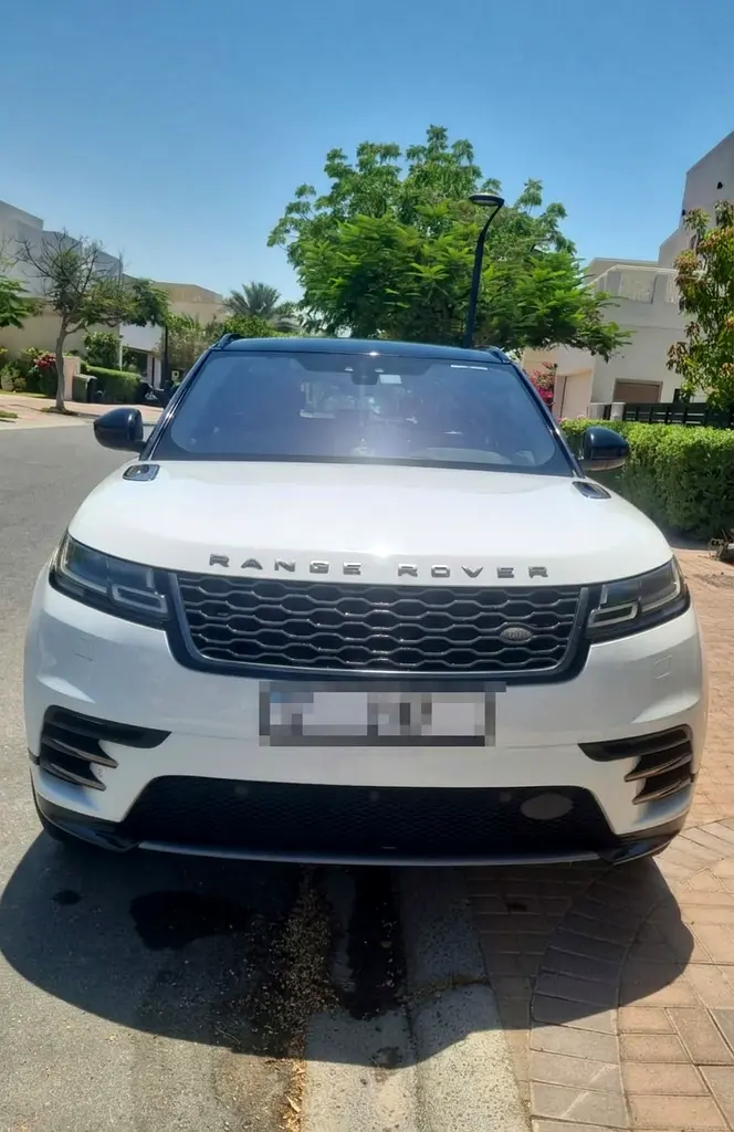Land Rover Range Rover Velar 2019 — photo 1 of 9