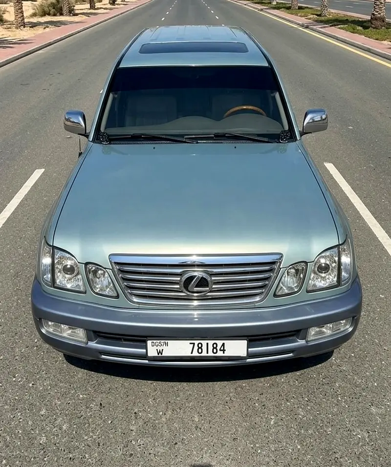 Lexus LX-Series 2005 — photo 1 of 7