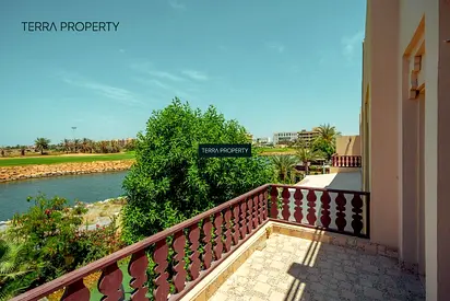 Spacious 4BR Townhouse | Lagoon View