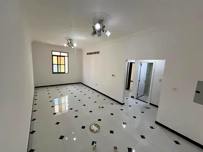 Second occupant - High-end finishes - Prime location - Master bedroom - Spacious - Family-friendly
