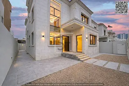For sale: a fully furnished villa with a strategic location close to all services, schools, and sho