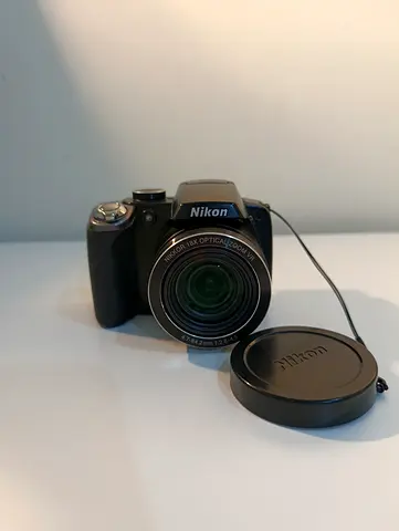 Nikon COOLPIX P80 – (Battery + Charger + Lens Cap)