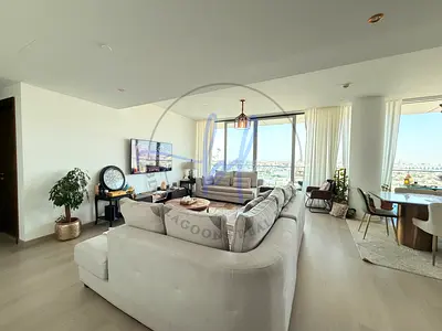 Sophisticated Space | Panoramic Views | Stylish