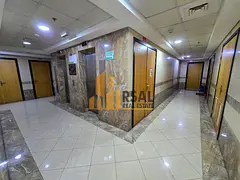 New Spacious 3-BHK Apartment with Balcony☆Family Building☆Car Parking☆Near Park