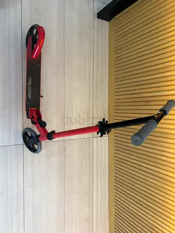 Foldable two-wheel kick scooter - adjustable handle, good condition