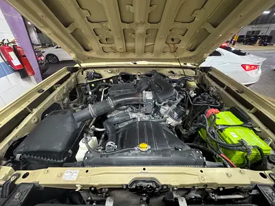 Toyota Land Cruiser VXR 2015 | GCC Specs | V8 Engine