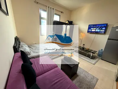 متاح الان ستوديو مفروش للايجار الشهري في منطقه النخيل قريب من كورنيش ومخرج الشارقه ودبي السعر 2600 شامل جميع الفواتير والانترنت