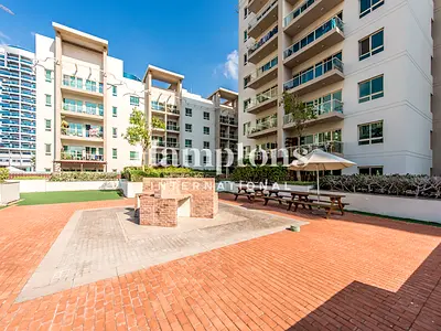 Chiller Free | Available Mid May | Well Maintained