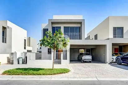 Luxury living | Best location | Single row